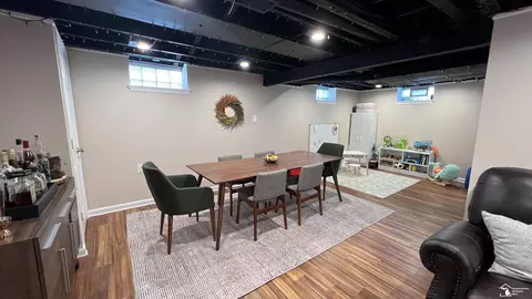 Dining - 22055 Studio, Taylor, MI 48180 photo 1 of 2