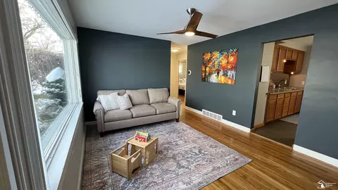 Living - 22055 Studio, Taylor, MI 48180 photo 1 of 1