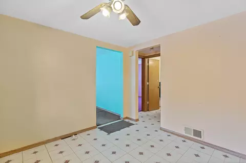 Entry Way - 3103 Bart, Warren, MI 48091 photo 2 of 2