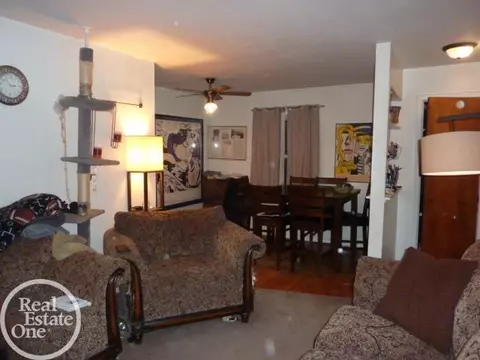 Living - 705 S Chocolay, Clawson, MI 48017 photo 3 of 5