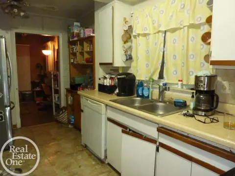 Kitchen - 705 S Chocolay, Clawson, MI 48017 photo 1 of 2
