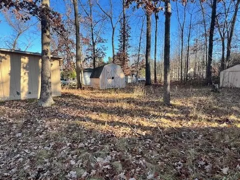 4030 N Eberhart, Harrison, MI 48625 photo 5