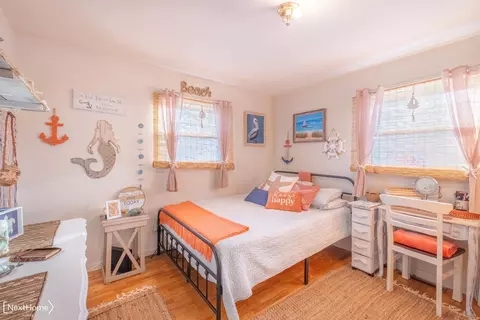 Bedroom - 6121 Corunna, Flint, MI 48532 photo 2 of 2