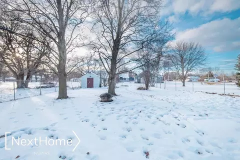 Exterior - 6121 Corunna, Flint, MI 48532 photo 3 of 4