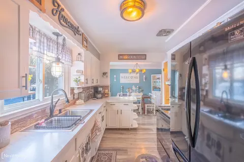 Kitchen - 6121 Corunna, Flint, MI 48532 photo 2 of 2
