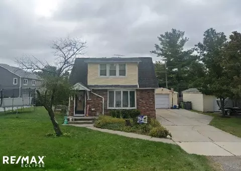 15862 Camperdown, Clinton Township, MI 48035