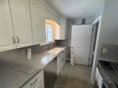 2183 E Newberg, Pinconning, MI 48650 photo 6