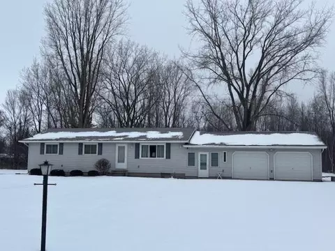 2183 E Newberg, Pinconning, MI 48650