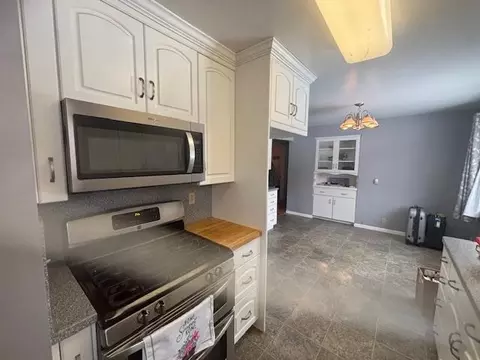 2183 E Newberg, Pinconning, MI 48650 photo 7