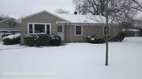 2700 Hemmeter, Saginaw, MI 48603