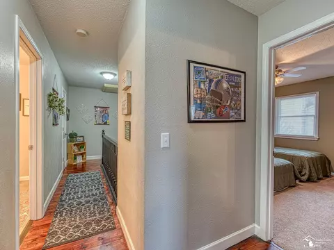 Entry Way - 6697 Bennington, Temperance, MI 48182 photo 3 of 4