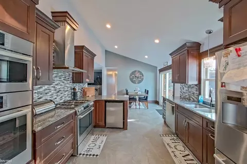 Kitchen - 10114 E Mt Morris, Davison, MI 48423 photo 4 of 4