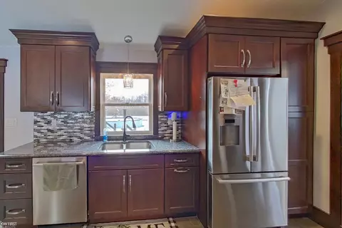 Kitchen - 10114 E Mt Morris, Davison, MI 48423 photo 2 of 4