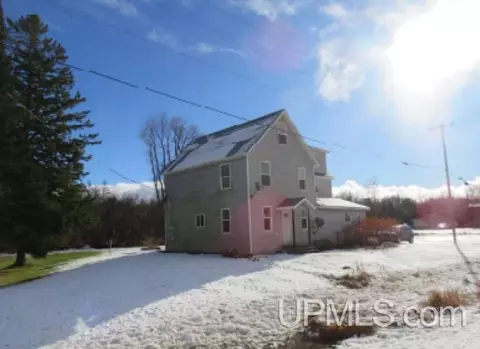 52 S Us41, Carney, MI 49812