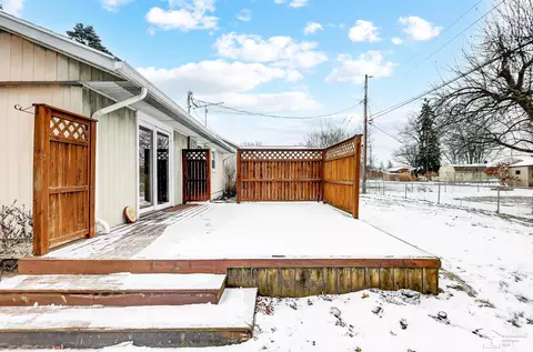 Exterior - 2341 Devonshire, Temperance, MI 48182 photo 9 of 12
