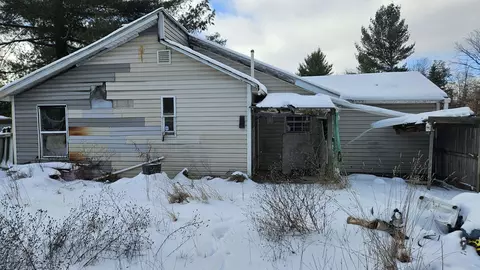 Exterior - 4386 E Oakman, Harrison, MI 48625 photo 3 of 6