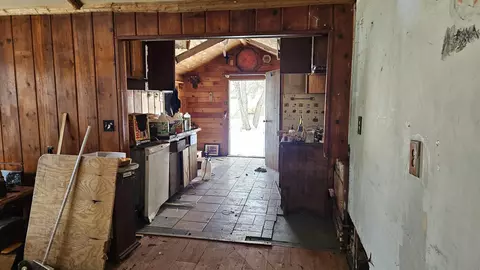 Entry Way - 4386 E Oakman, Harrison, MI 48625 photo 1 of 4