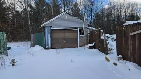 Exterior - 4386 E Oakman, Harrison, MI 48625 photo 2 of 6
