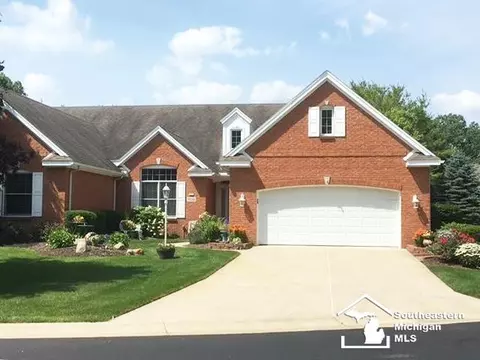 3224 Ravine Holw UNIT 33, Lambertville, MI 48144