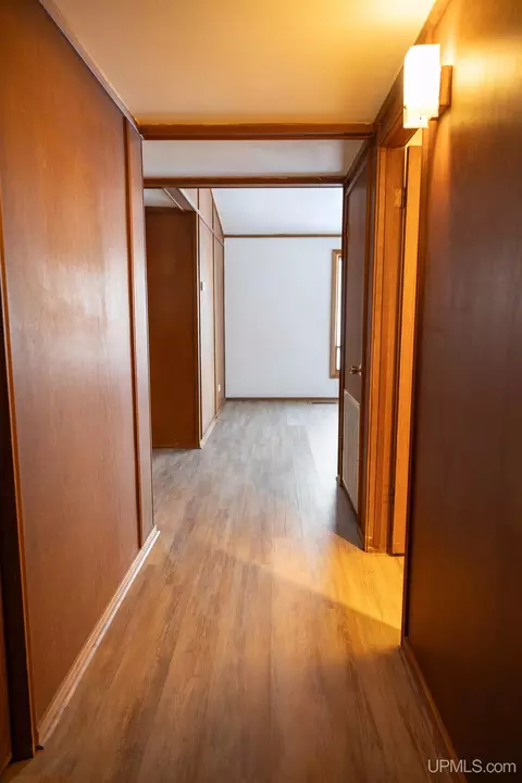 835 N N Pne, Ishpeming, MI 49849 photo 9