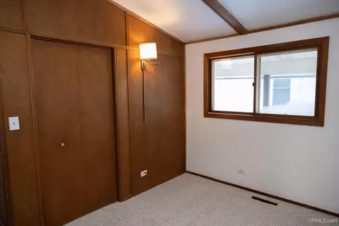 835 N N Pne, Ishpeming, MI 49849 photo 10