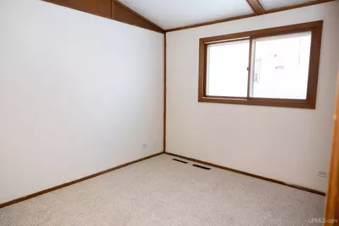 835 N N Pne, Ishpeming, MI 49849 photo 13
