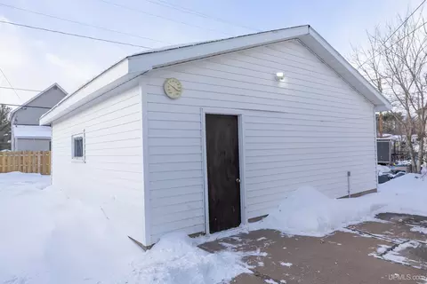 835 N N Pne, Ishpeming, MI 49849 photo 32