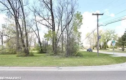35464 Evanston, Sterling Heights, MI 48312