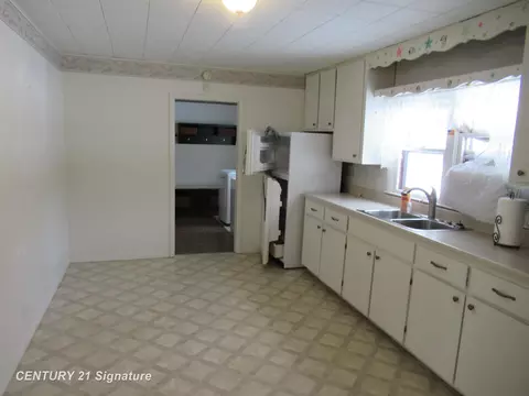 9084 W Frances, Flushing, MI 48433 photo 11