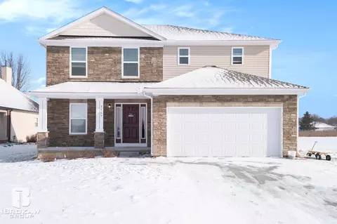 Exterior - 9069 Copper Rdg, Davison, MI 48423 photo 2 of 8
