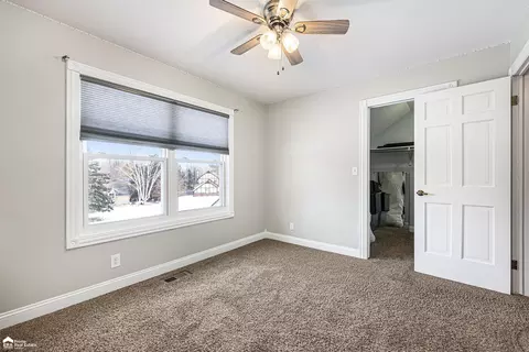 Bedroom - 3133 Beechtree, Flushing, MI 48433 photo 5 of 6