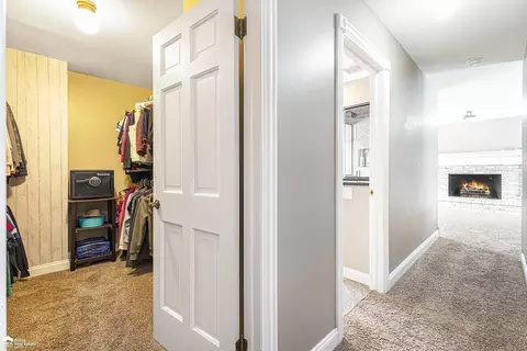 Entry Way - 3133 Beechtree, Flushing, MI 48433 photo 2 of 3