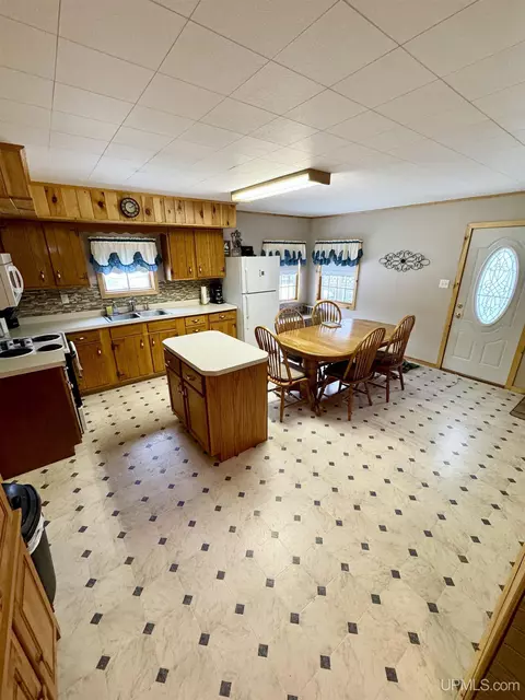 1734 Little Perch Lk, Ishpeming, MI 49849 photo 11