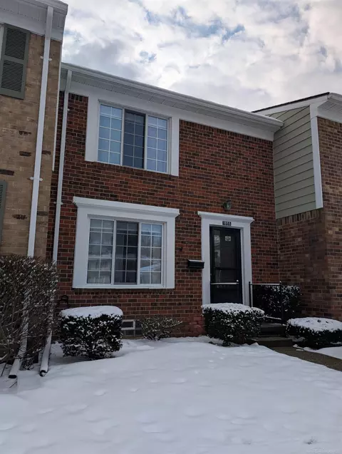1955 Ridge, Royal Oak, MI 48073