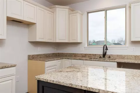 17492 Stallman, Macomb, MI 48042 photo 15