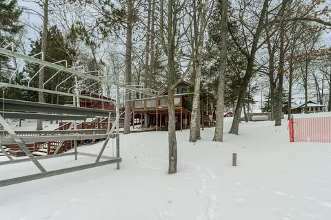 Exterior - 2501 Pine Rdg, Lupton, MI 48635 photo 5 of 8