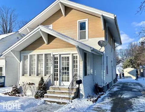 212 W Corunna, Corunna, MI 48817