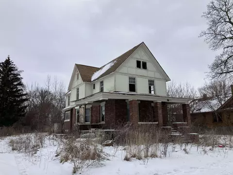 1029 E Holland, Saginaw, MI 48601