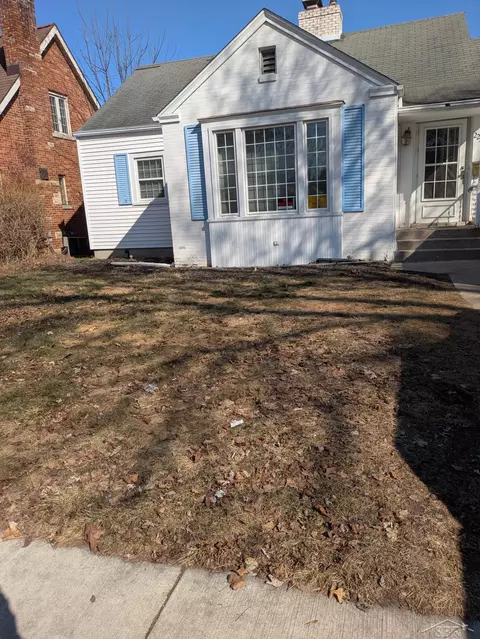 2230 Delaware, Saginaw, MI 48602