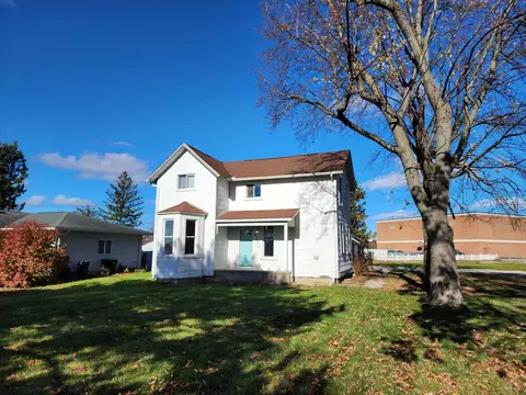 9566 Saginaw, Reese, MI 48757