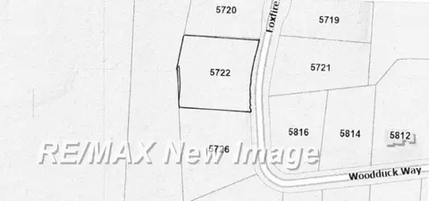 5722 Foxfire, Midland, MI 48642