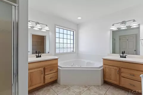 Bath - 4164 Samantha, Britton, MI 49229 photo 2 of 4