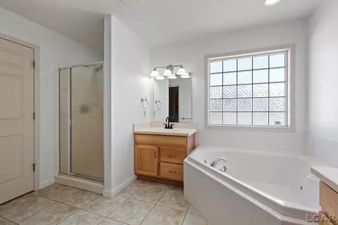 Bath - 4164 Samantha, Britton, MI 49229 photo 3 of 4
