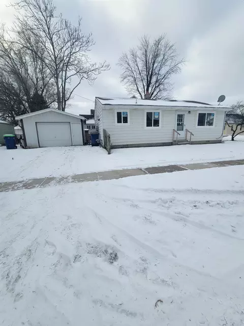 1101 Stanton, Bay City, MI 48708