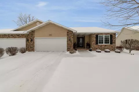 3014 Mackinaw Mdws, Saginaw, MI 48603