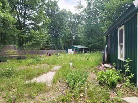 1694 Hampton, Harrison, MI 48625 photo 3