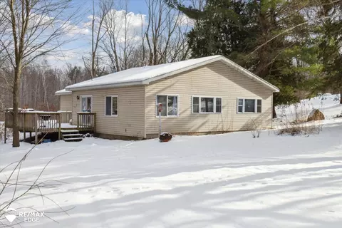 150 40th, Sears, MI 49679 photo 2