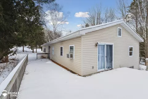 150 40th, Sears, MI 49679 photo 28