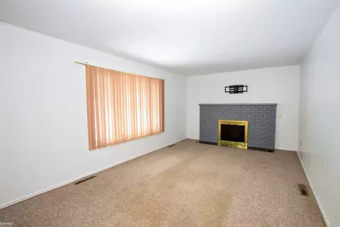 3527 Genesee, Flint, MI 48506 photo 4