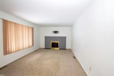 3527 Genesee, Flint, MI 48506 photo 3